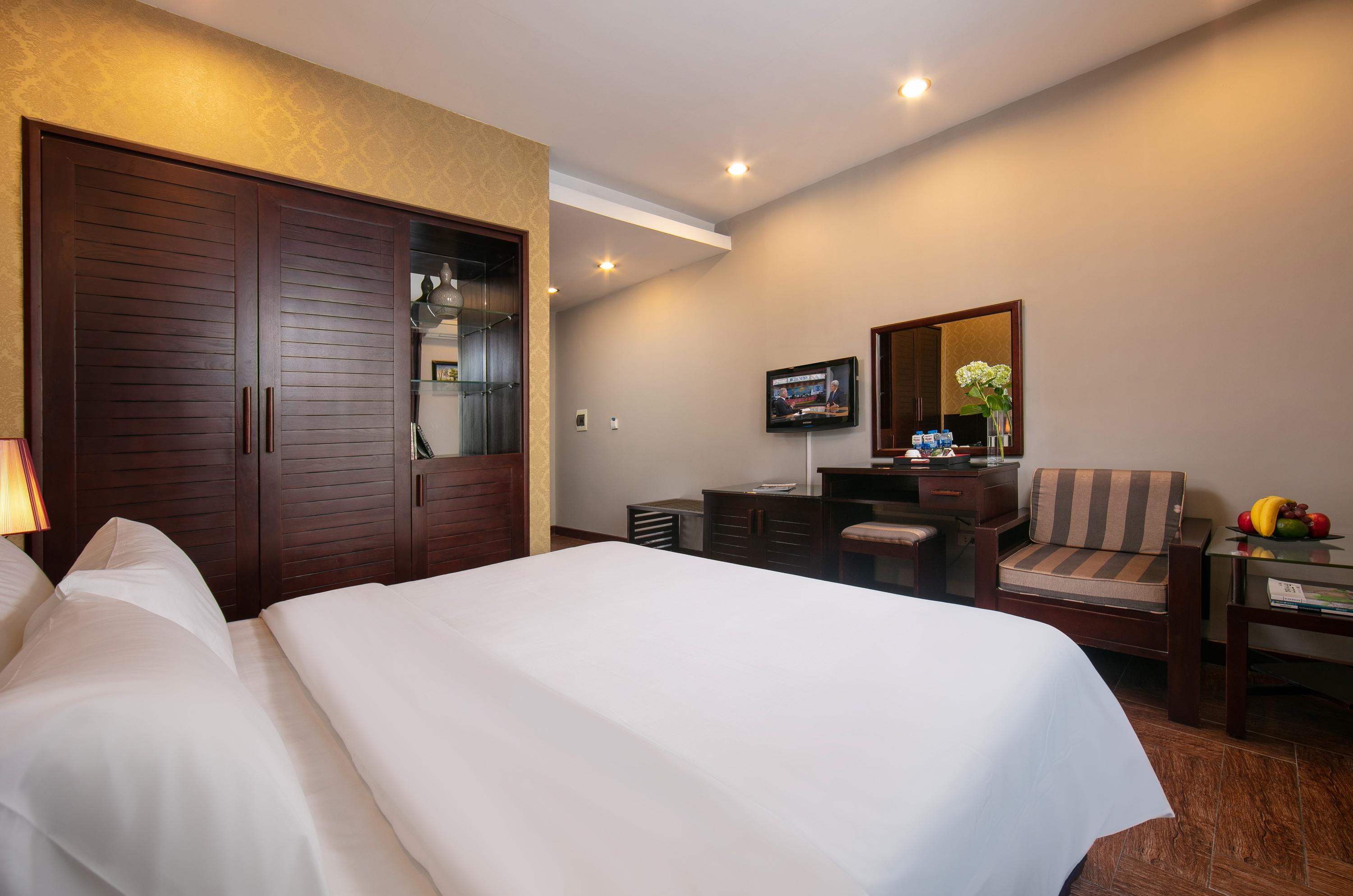 Sen Hotel - Managed By Sen Hotel Group Hanoi Bagian luar foto