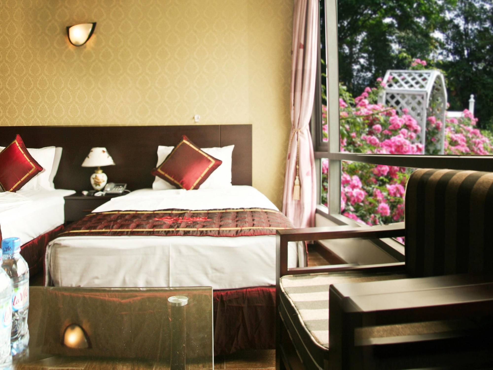 Sen Hotel - Managed By Sen Hotel Group Hanoi Bagian luar foto
