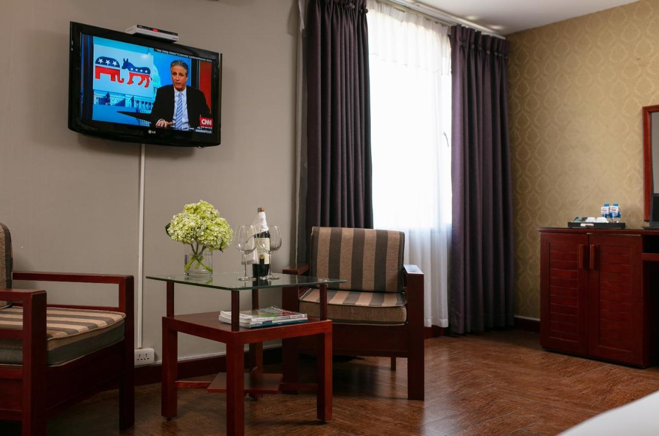 Sen Hotel - Managed By Sen Hotel Group Hanoi Bagian luar foto
